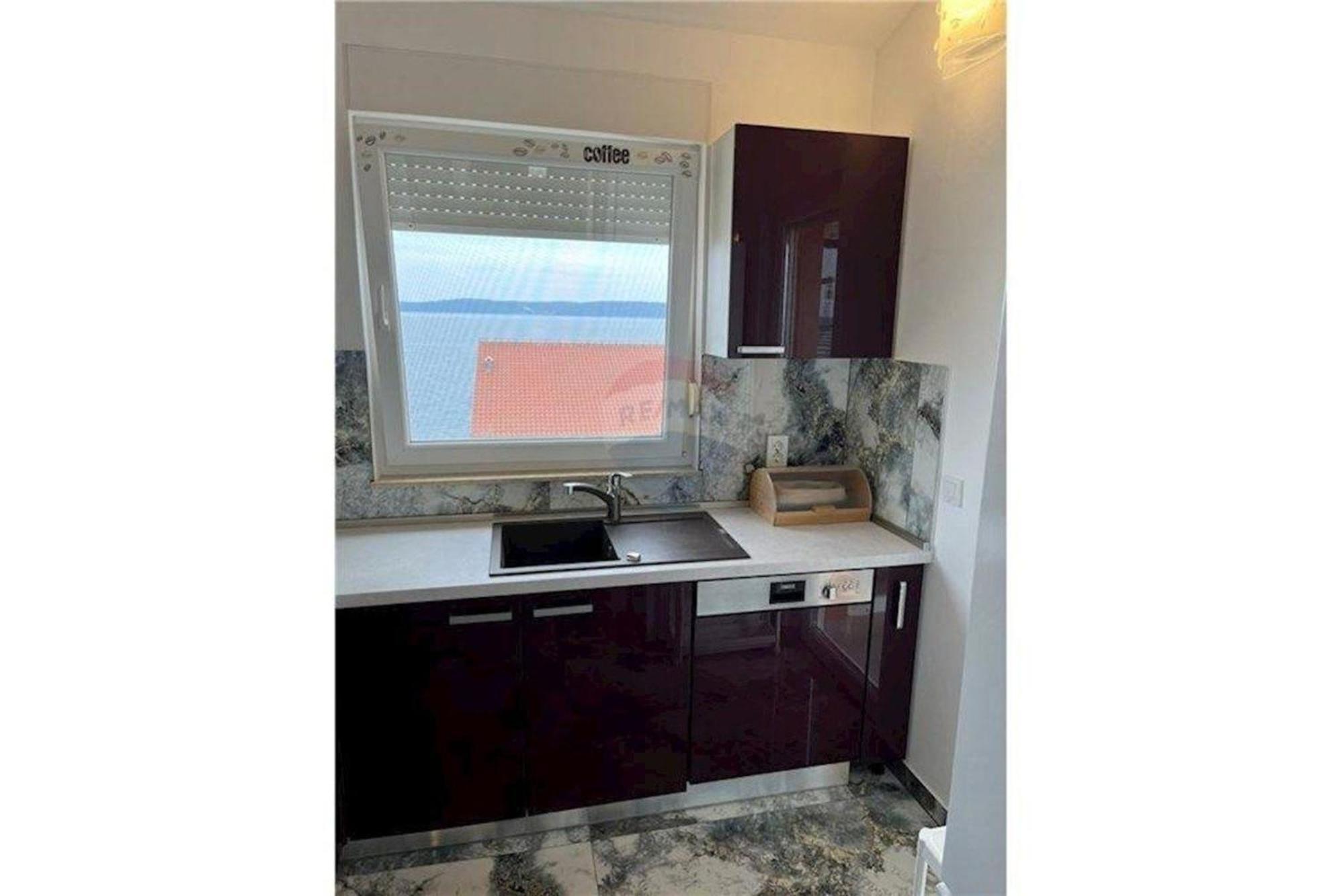 Komfortabeles Apartment Im Sueden Von Ciovo Trogir Dış mekan fotoğraf